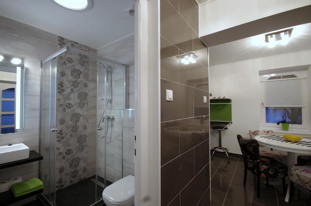 Regina Delux Apartman Gyula Extérieur photo