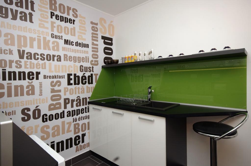 Regina Delux Apartman Gyula Extérieur photo