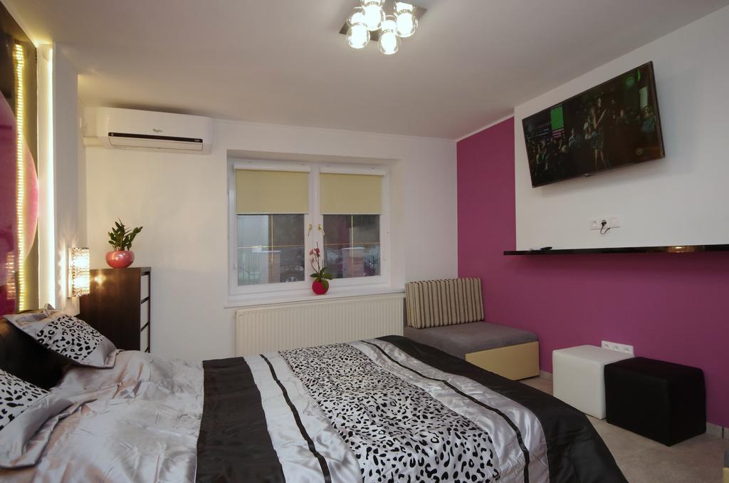 Regina Delux Apartman Gyula Extérieur photo