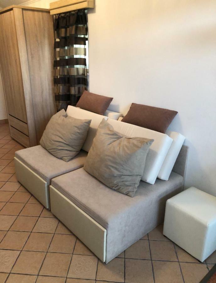 Regina Delux Apartman Gyula Extérieur photo